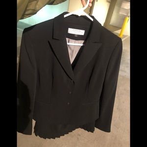 Tahari Skirt Suit Set